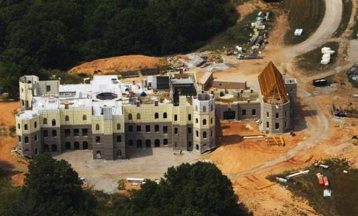 6. The Pensmore Mansion